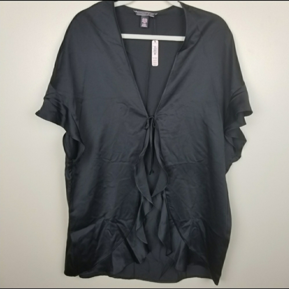 VS tie front robe NWT